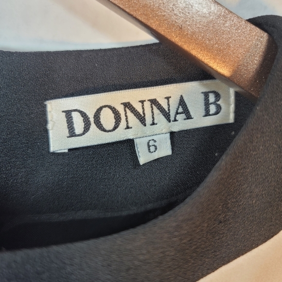 DONNA B black and white mini dress. Size 6 - Picture 6 of 10